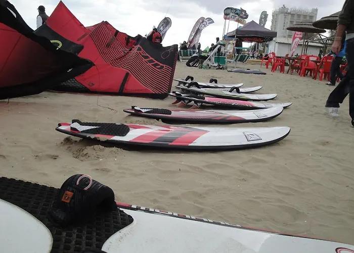 船舶公寓 3* 西尼加利亚