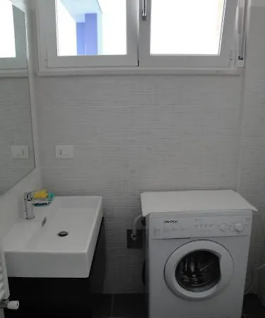 מלון דירות La Nave 3*