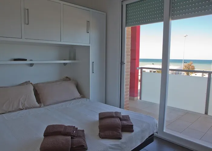 Aparthotel La Nave 3*