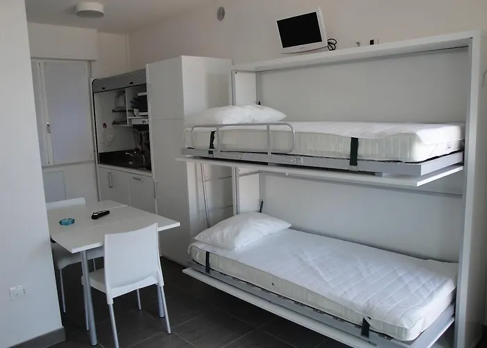 La Nave Aparthotel 3*